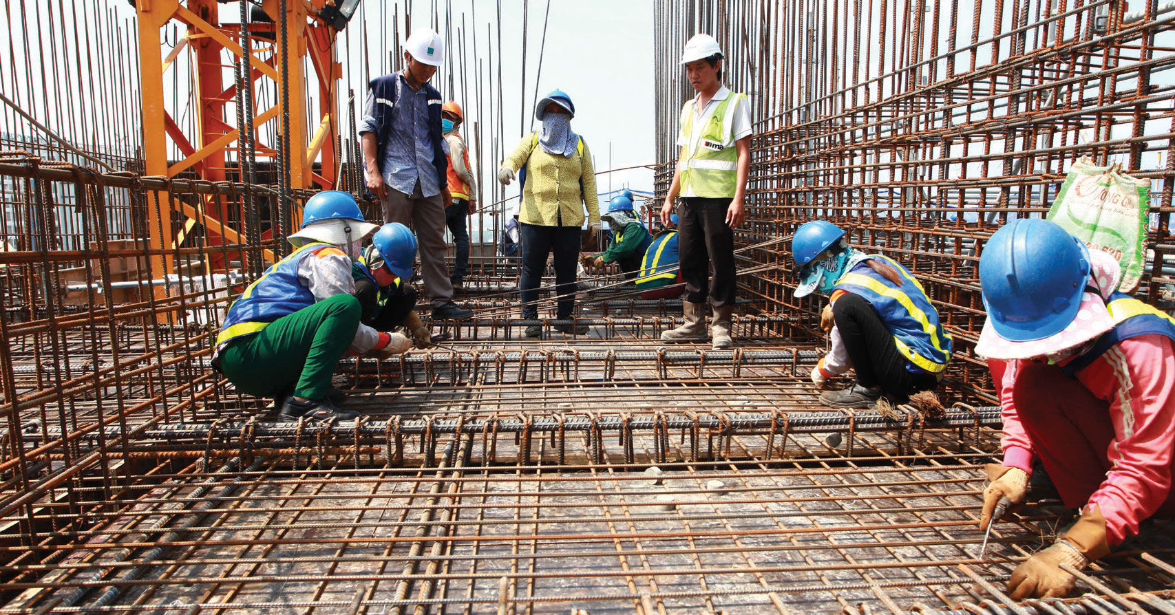 Rắc rối thế chấp và bảo lãnh dự án bất động sản: Một dự án gánh nhiều hình thức thế chấp