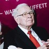 Tài sản của Warren Buffett vẫn tăng trong năm 2025 bất kể áp lực bán tháo