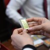 Giá vàng hôm nay ngày 30/10: Vàng thế giới "chật vật" tìm hướng đi, vàng trong nước quay đầu giảm