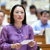 Đại biểu Trần Khánh Thu phát biểu tại hội trường.