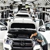 Công nhân làm việc trên dây chuyền lắp ráp xe ô tô tại khu công nghiệp kỹ thuật cao ở thành phố Nhật Chiếu, tỉnh Sơn Đông (Trung Quốc). Ảnh: THX/TTXVN