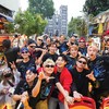 Dàn “Anh trai say hi” đến Thủ đô trải nghiệm xe bus 2 tầng (Ảnh: Ban bổ chức) 
