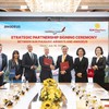 Lễ ký kết hợp tác chiến lược giữa Sun PhuQuoc Airways và Amadeus