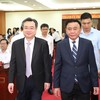 Phó bí thư thường trực Thành ủy TP.HCM Nguyễn Thanh Nghị (bên trái) được Bộ Chính trị điều động giữ chức Trưởng Ban Chính sách, Chiến lược Trung ương