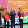 Ông Lê Minh Hưng trao Quyết định của Bộ Chính trị, Ban Bí thư Trung ương Đảng cho ông Lương Nguyễn Minh Triết và ông Phạm Đức Ấn.