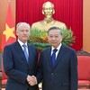 Tổng Bí thư Tô Lâm (phải) và ông Nikolai Patrusev.