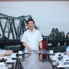 Phó Thủ tướng Hồ Đức Phớc đề nghị Ngân hàng Nhà nước Việt Nam mở ngay trang thông tin điện tử về giá vàng để minh bạch giá vàng; nghiên cứu để thành lập sàn vàng; trong tháng 9 phải ban hành thông tư hướng dẫn Nghị định 232/2025/NĐ-CP.
