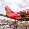 Vietjet (VJC) hỗ trợ hành khách và tiếp tục vận chuyển miễn phí hàng cứu trợ tới Miền Trung