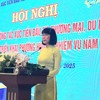 Bà Quảng Xuân Lụa, Giám đốc Trung tâm Xúc tiến Đầu tư, Thương mại và Du lịch tỉnh An Giang phát biểu tại Hội nghị