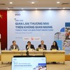 Các đại biểu tại Diễn đàn “Gian lận thương mại trên không gian mạng, thách thức và giải pháp" tại VCCI, chiều 30/12. 