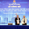 Ông Nguyễn Tiến Dũng - Phó Trưởng Thuế TP.HCM và ông Từ Tiến Phát - Tổng giám đốc ACB ký kết Biên bản ghi nhớ hợp tác