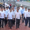 Thủ tướng Lê Minh Hưng và Bí thư Thành ủy TP.HCM Trần Lưu Quang kiểm tra thực địa Dự án "Giải quyết ngập do triều khu vực TP.HCM, có xét đến yếu tố biến đổi khí hậu – Giai đoạn 1" - Ảnh: chinhphu.vn.