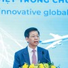 Ông Phạm Văn Hoành, Tổng Biên tập Báo Tài chính - Đầu tư phát biểu khai mạc toạ đàm. Ảnh Đức Thanh.