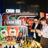 Cổ đông tham quan trải nghiệm các gian hàng sản phẩm của Masan Consumer 