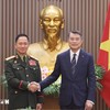 Thủ tướng Lê Minh Hưng tiếp Đại tướng Khamlieng Outhakaisone, Phó Thủ tướng, Bộ trưởng Bộ Quốc phòng Lào. (Ảnh: Lâm Khánh/TTXVN)