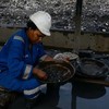Mỹ cấm xuất khẩu phế liệu pin lithium và vonfram