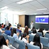 Bà Trịnh Như Quỳnh, Giám đốc Đối ngoại, Marketing và Thương hiệu, Standard Chartered Việt Nam chia sẻ tại Sự kiện