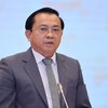 Thứ trưởng Bộ Tài chính Lê Tấn Cận trả lời báo chí tại họp báo Chính phủ tối 4/5