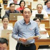 Đại biểu Lê Nhật Thành (TP. Hà Nội) cho rằng xử lý vi phạm kinh tế nên chuyển trọng tâm từ mục tiêu trừng phạt sang mục tiêu phục hồi và phát triển, nhưng vẫn bảo đảm tính nghiêm minh của pháp luật.
