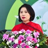 Bà Nguyễn Thị Thu Hà, Giám đốc Trường Đào tạo cán bộ kiêm Phó trưởng ban Chỉ đạo ESG - Agribank trình bày tham luận tại Hội thảo sáng 14/10. Ảnh: Dũng Minh