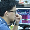 Giao dịch chứng khoán sáng 15/5: Bluechip suy yếu, thị trường điều chỉnh