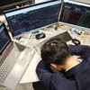 Giao dịch ảm đạm, VN-Index “thủng” mốc 1.900 điểm 