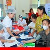 Đội ngũ y bác sĩ khám và tư vấn sức khỏe cho người dân tại Hải Phòng – điểm khởi đầu của chuỗi hoạt động.