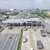 Một trong ba trạm thu phí BOT trên Quốc lộ 51. 