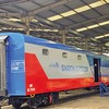 Đóng mới toa xe tại Nhà máy Xe lửa Dĩ An (tỉnh Bình Dương). 