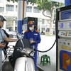 Trạm xăng tại Việt Nam giữa bối cảnh thị trường năng lượng toàn cầu biến động với giá xăng duy trì ở mức thấp so với khu vực 