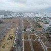 Dự án Sân bay Nha Trang cũ đang ngổn ngang sau khi ông Nguyễn Văn Hậu, Chủ tịch Công ty cổ phần Tập đoàn Phúc Sơn bị khởi tố, điều tra. Ảnh: Linh Đan