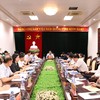 Phó Chủ tịch thường trực UBND tỉnh Trần Song Tùng chủ trì Hội nghị nghe báo cáo tiến độ triển khai các hoạt động Tuần Du lịch Ninh Bình 2026.Ảnh: Minh Huế