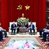 Quang cảnh buổi tiếp và làm việc.