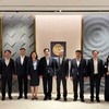 Bộ trưởng Bộ Tài chính Ngô Văn Tuấn và ông Chia Der Jiun, Giám đốc Điều hành MAS cùng các đại biểu tại buổi làm việc