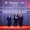 Ông Mark Andrew Gene Reeves - Đại diện Công ty CP Phát triển Gôn Thiên Đường - chủ đầu tư dự án nhận danh hiệu