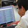 Lãi suất duy trì ở mức cao đang tạo áp lực tái định giá đối với nhiều nhóm cổ phiếu, đặc biệt là ngân hàng và chứng khoán