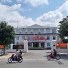 Trụ sở Đảng uỷ - HĐND - UBND phường Móng Cái 2. 