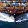 Giá cước vận tải biển tăng cao tại các tuyến đi Mỹ, EU... làm tăng khó khăn cho doanh nghiệp xuất khẩu. 
