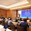 Các học viên Văn phòng Chính phủ thực hành ứng dụng AI vào các tình huống nghiệp vụ thực tế theo phương châm “Học để ứng dụng ngay”, với 70% thời lượng dành cho thực hành trên các nền tảng AI nổi bật là C-AI Legal, C-BizAgent các sản phẩm AI do CMC nghiên cứu và làm chủ.