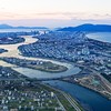 Cảnh quan sinh thái với hệ thống sông ngòi là lợi thế giúp hành lang phía Nam Đà Nẵng lột xác thành trung tâm du lịch, dịch vụ. Ảnh: Ánh Dương.