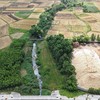 Tuyến kênh chìm Sơn Tịnh bị nhuộm đen bởi nước thải từ một số cơ sở trong Cụm công nghiệp Tịnh Ấn Tây