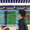 P/E của thị trường đã giảm từ khoảng 17,4 lần hồi đầu năm xuống còn khoảng 14 lần vào cuối tháng 6 - mức thấp nhất trong vòng một năm