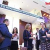 Nhà đầu tư được khuyến nghị lưu tâm đến cổ phiếu của nhóm ngân hàng hưởng lợi lớn từ các chính sách mới. Ảnh: Lê Toàn