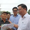 Ông Lê Trí Thanh, Chủ tịch Ủy ban MTTQ Việt Nam thành phố Đà Nẵng kiểm tra một số dự án chậm tiến độ kéo dài vào chiều ngày 7/7.