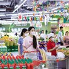 Tổng mức bán lẻ hàng hóa và doanh thu dịch vụ tiêu dùng 6 tháng đầu năm nay tăng 12,9%, vượt tốc độ tăng trưởng bình quân thời kỳ trước Covid-19. Ảnh: Đ.T 