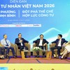 Phó chủ tịch UBND tỉnh Đặng Thanh Sơn trao đổi với doanh nghiệp tại Phiên đối thoại tỉnh Ninh Bình của VPSF 2026.