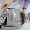 Giá trị đồng USD có xu hướng tăng, buộc nhà điều hành phải thận trọng trong từng quyết định để ổn định tỷ giá, lãi suất
