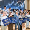 Các nhà đầu tư thắng giải chung cuộc tại Lễ trao giải Chứng Trường Huyền Thoại