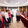 Phó Chủ tịch Quốc hội, Thượng tướng Nguyễn Doãn Anh theo dõi khu trưng bày về hoạt động giám sát của Quốc hội - Ảnh: QH .