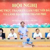 Bí thư Thành ủy Trần Đức Thắng phát biểu tại hội nghị.